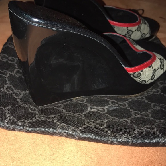 Gucci Wedge - Picture 3 of 4